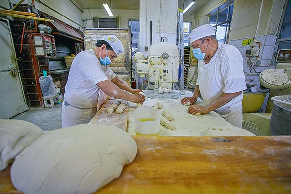 Beneficiarios del subsidio estatal al ingreso mínimo cayeron durante el pago realizado en octubre