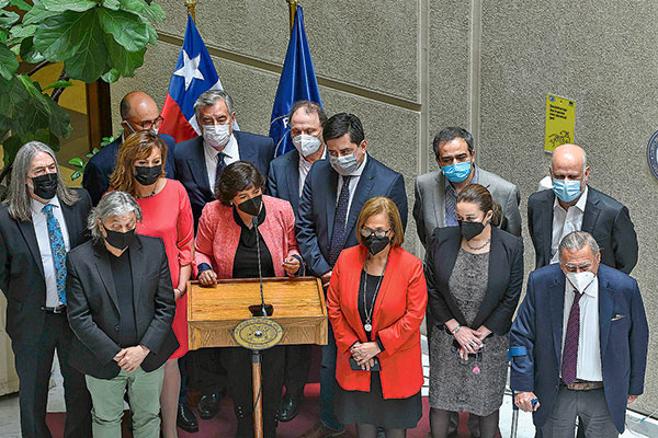 Integrantes de comisión mixta por cuarto retiro anticipan complejo escenario para acuerdos