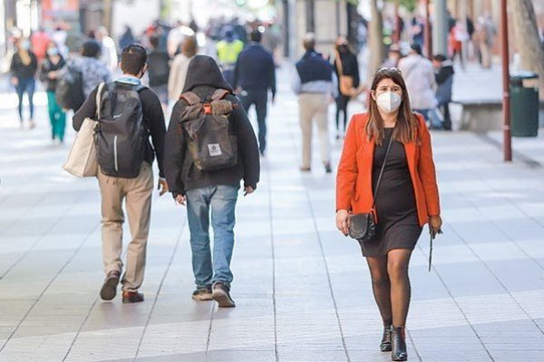 Mercado recalibró a la baja una vez más el crecimiento económico para el próximo año, pero eleva las proyecciones de tasa