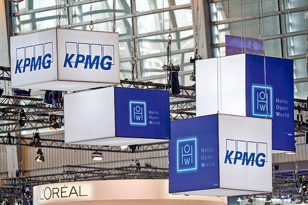 Exsocios de KPMG demandan a la auditora y la acusan tener duplicidad de información financiero-contable