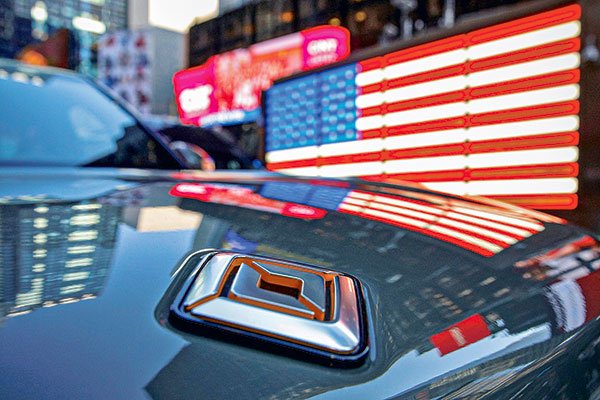 Rivian registra debut soñado en Wall Street ubicándose como la apertura a bolsa más grande del año