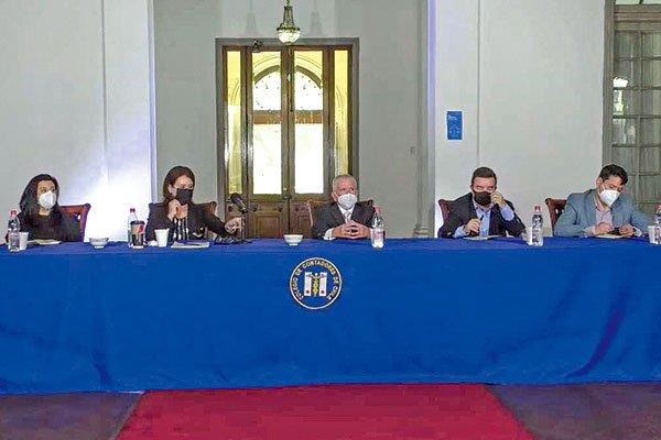 La actividad fue organizada por la CNC, Celet y el Colegio de Contadores.