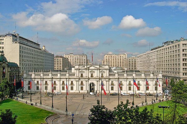 Primeros 100 días: Presidenciables definen las tres medidas económicas que priorizarán de llegar a La Moneda