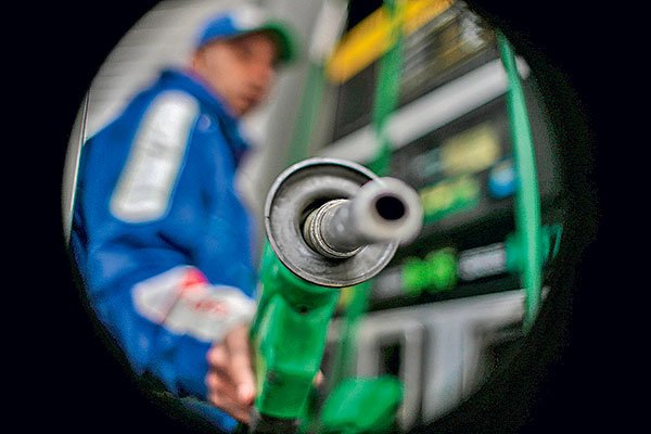 <p>Inflación para el segmento más vulnerable se estabilizó en octubre y se disparó para el de mayores ingresos</p>