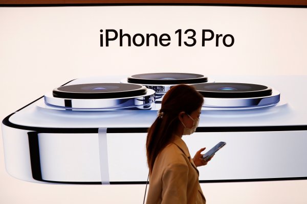 <p>Apple da un giro a su política y anuncia que permitirá a sus usuarios reparar sus iPhones y Mac</p>