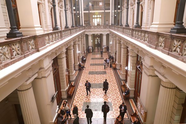 Justicia falla contra Carozzi por prácticas antisindicales, pero Suprema deja sin efecto indemnización por daño moral