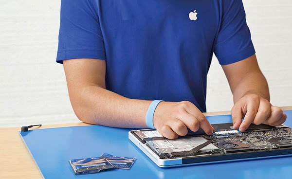 Apple da un giro a su política y anuncia que permitirá a sus usuarios reparar sus iPhones y Mac