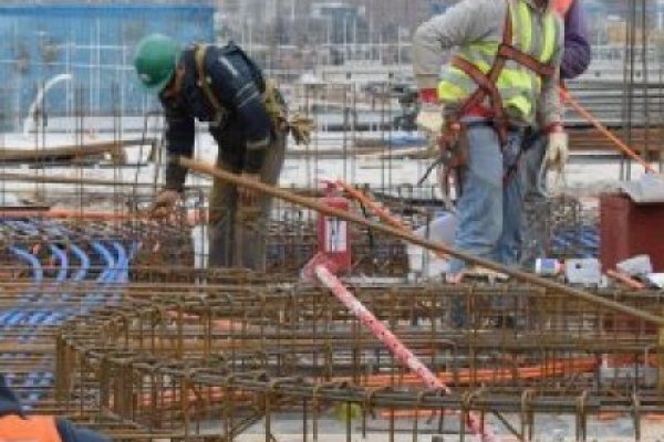 Echeverría Izquierdo advierte variaciones negativas en la inversión en construcción durante la segunda mitad de 2022