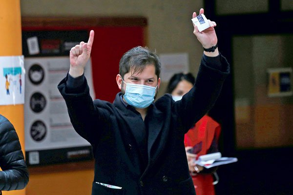 Boric dispuesto a recoger buenas ideas y dice que en impuestos se necesitarán “grandes acuerdos”