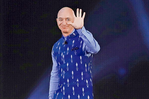 Bezos dona US$ 100 millones a Fundación Obama