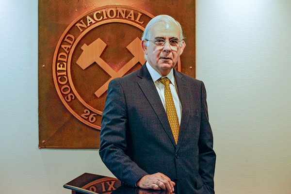 Diego Hernández, presidente de la Sociedad Nacional de Minería (SONAMI): “No hay que tener ahora la discusión sobre si Codelco puede ser privatizable. No hay urgencia”