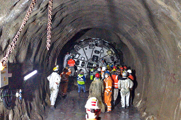 Enel logra unir túneles de hidroeléctrica Los Cóndores y anota avance del 85%