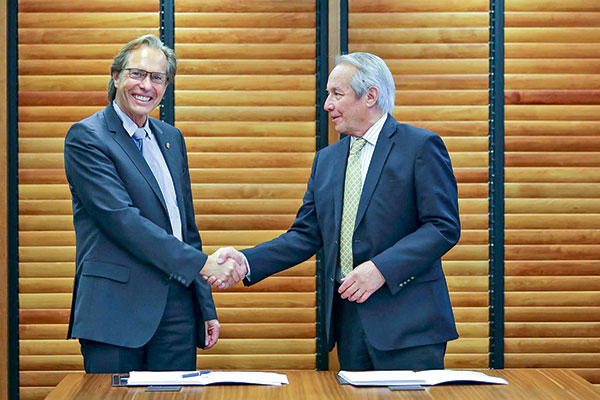 Centro de Biotecnología Fraunhofer se quedará en Chile como parte de la Universidad Andrés Bello