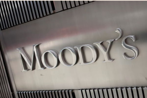 Moody's: La probabilidad de que Argentina caiga en otro default "es muy alta"