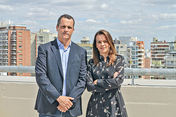 Antonio Peña y Gabriela Ruggeri, managing partners de Overboost.