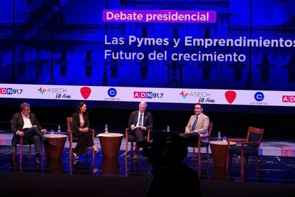 José Antonio Kast fue el único participante del debate organizado por el gremio emprendedor.