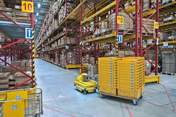 DHL Supply Chain tiene unos 175 mil metros cuadrados de bodegas en Chile. Foto: Archivo