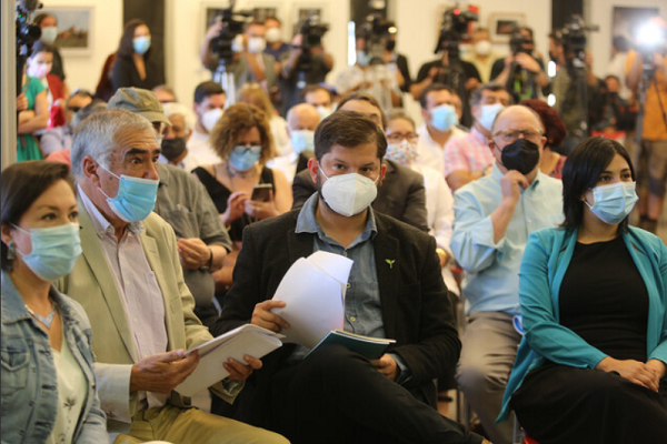 Boric se reúne con representantes de las MiPyme y entrega medidas de apoyo junto con ejes económicos