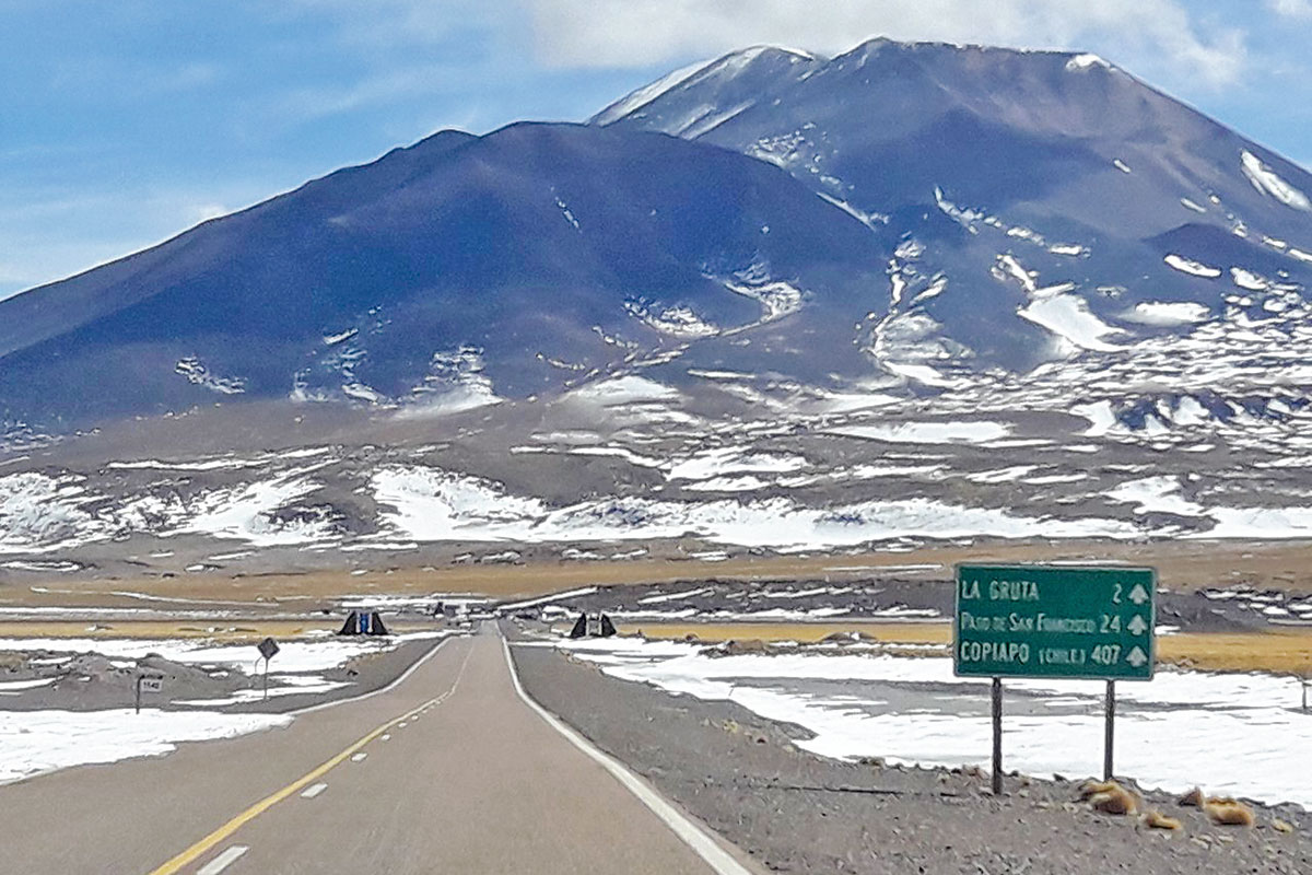 <p>El corredor que unirá Chile y Argentina por la cordillera de Atacama y que China quiere financiar</p>