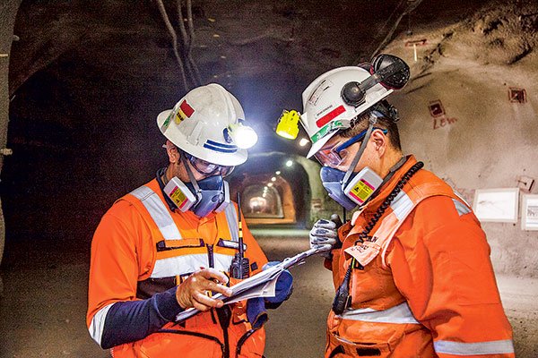 Sindicatos N°2 y N°3 de Chuqui logran acuerdo con Codelco en proceso colectivo