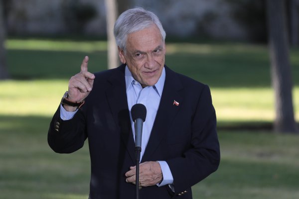 Piñera pide responsabilidad a su sucesor: "No es lo mismo ser candidato que ser Presidente"