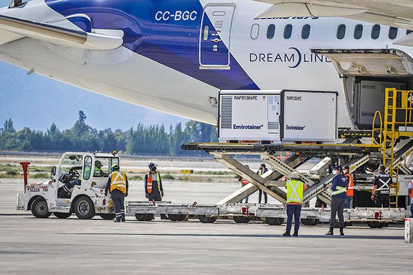 Empresas de carga aérea advierten serias deficiencias en infraestructura en medio de fuerte auge del negocio