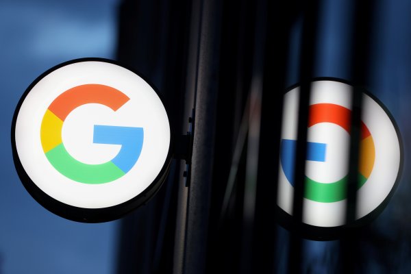 Rusia eleva presión sobre Google con multa de US$ 98 millones, la mayor en la historia del país