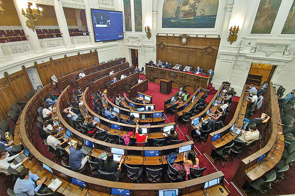 Constituyente ajusta cronograma y parte el debate por el rol del Banco Central