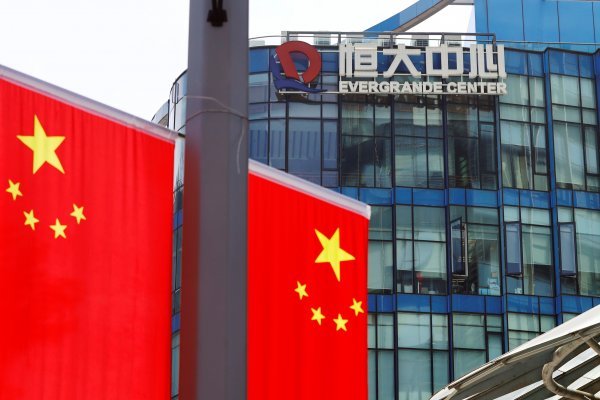<p>Las ventas de Evergrande se desploman e inversionistas protestan: "¡Devuelvan nuestro dinero!"</p>