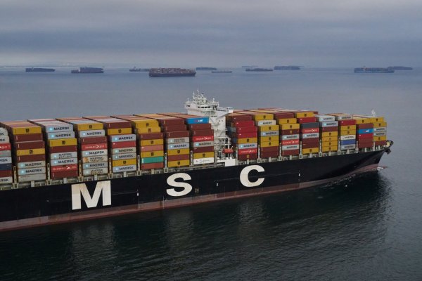 MSC supera a Maersk y se convierte en la mayor naviera de contenedores del mundo