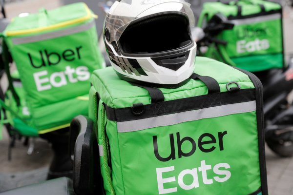 Uber Eats hará su última entrega el 7 de marzo. Foto: Reuters