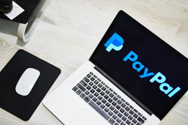<p>PayPal explora la posibilidad de lanzar su propia stablecoin</p>