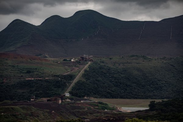 Gigante minera Vale y siderúrgica Gerdau paralizan operaciones en Brasil por torrenciales lluvias
