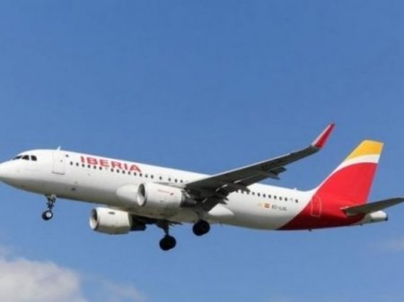 Defensor del consumidor en Chile presenta demanda contra Iberia