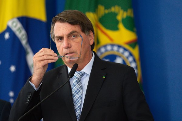 Bolsonaro dice que no asistirá a la toma de posesión de Boric
