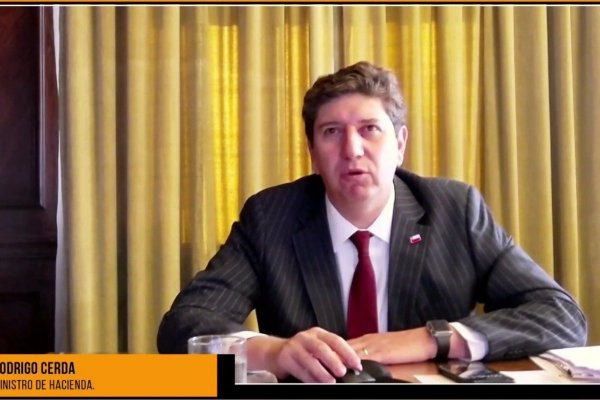 Hacienda actualiza escenario macro y revela que Boric tendrá más de US$ 4 mil millones adicionales para gastar
