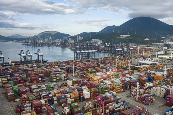 Se agudiza problemas en cadena de suministros por congestión del transporte marítimo en el puerto más grande del mundo