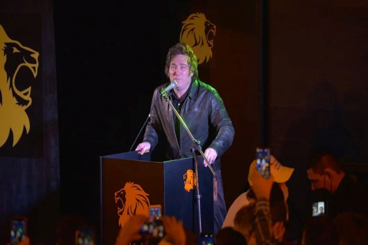<p>Diputado Milei cumplió la promesa: sorteó su primer sueldo</p>