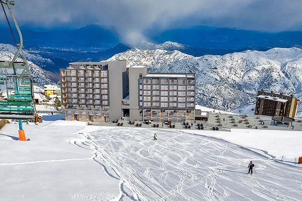 Farellones planea crear polo inmobiliario de montaña con casas y stripcenters