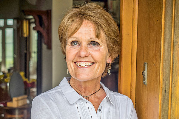 Gina Rippon, neurocientífica: “Hay disciplinas que deben preguntarse qué hace desistir a las mujeres”