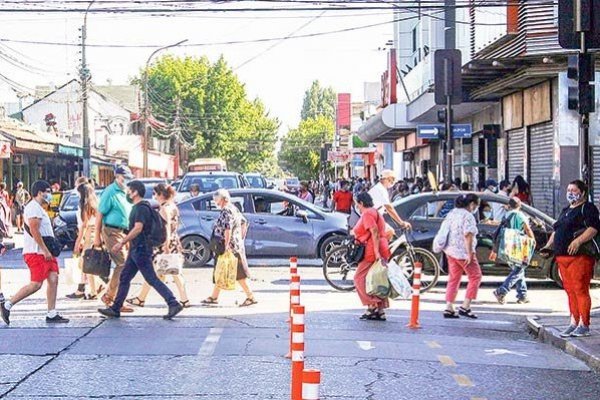 Cadem: Mejora expectativa sobre situación del país con nuevo gobierno de Boric