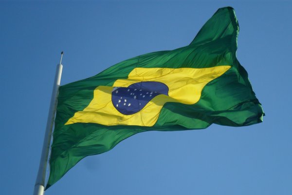 Economía de Brasil subió en noviembre por primera vez en cuatro meses