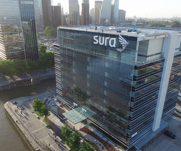<p>Superintendencia de Salud de Colombia habría dado luz verde a las OPA por el Grupo Sura</p>