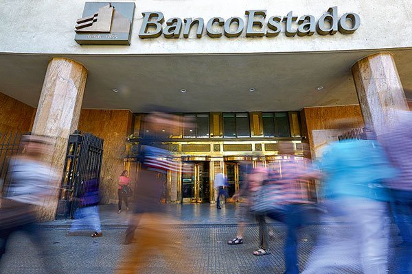 Siete directores y cuatro por Alta Dirección: los cambios que impulsa Hacienda en BancoEstado