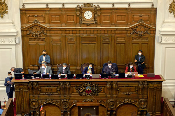 El Pleno de la Convención discutirá las normas que lograron las 15 mil firmas durante febrero. Foto: Agencia Uno