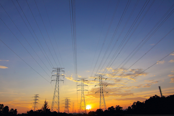 Detalle del texto que extiende decreto de racionamiento eléctrico enciende debate en la industria