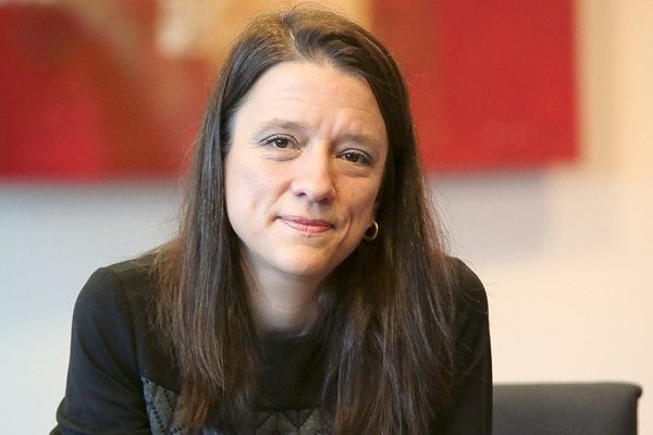 Socia principal de EY: “La incertidumbre que trae consigo un cambio de gobierno suele derivar en una mayor cautela por parte de las empresas”