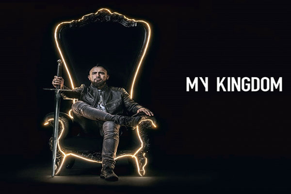 <p>Arturo Vidal ya tiene el registro de su reino de perfumes, joyas y vestuario</p>