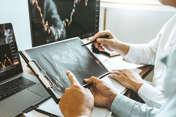 Corredora de bolsa Vector Capital se asoció con FinTech colombiana Trii y broker estadounidense Alpaca