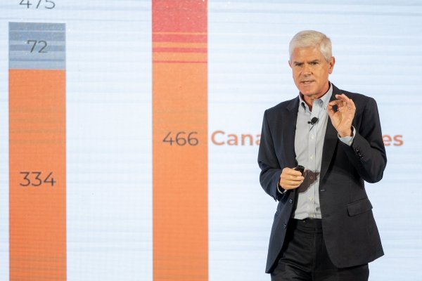 <p>El presidente de BancoEstado, Ricardo De Tezanos Pinto. </p>